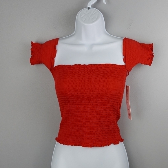 NWT Off the Shoulder Red Crop Top by Crave Fame - Picture 1 of 5